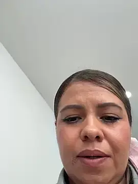 Stripchat Free Live Porn of Ariana-07