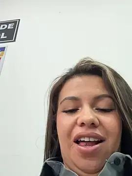 Stripchat Free Porn Cam of Ariana-07