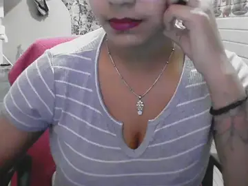 Stripchat Best live sex cam show of LovingPihu