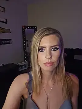 Stripchat Watch Live Sex Cams of ellieconradxo