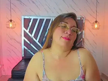 Stripchat Adult Webcam of MaylinRosse_