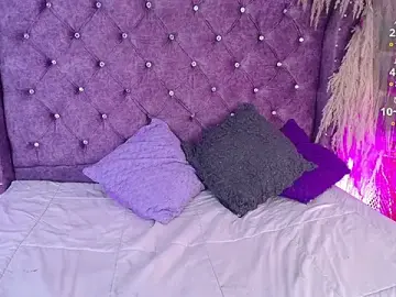 Stripchat Live Sex Cam of Elizabeth_Evans1