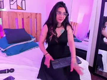 Stripchat Best live sex cam show of emily_amaya