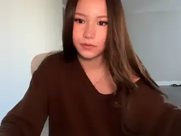 Stripchat Live Sex Cam of luvvivii