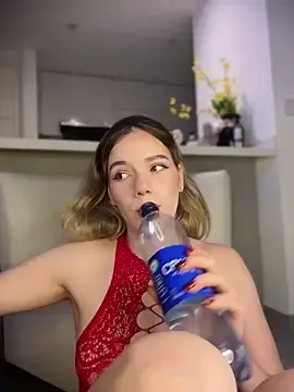 Stripchat Adult Webcam of NicoleCut