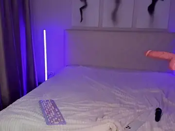 Stripchat Watch Live Sex Cams of EmmaBarbs