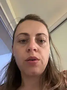 Stripchat Free Live Porn of ladywithbigass