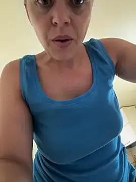 Stripchat Watch Live Sex Cams of ladywithbigass
