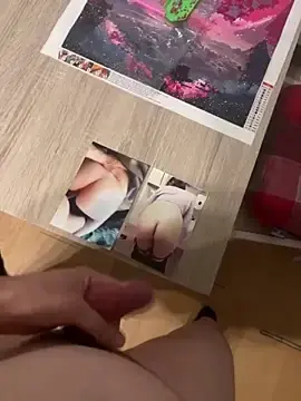Stripchat Live Porn of Teeny-Slut18