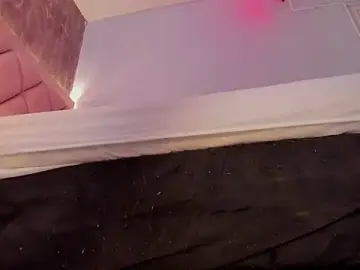 Stripchat Free Live Porn of megan_100