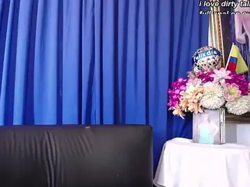 Stripchat Best live sex cam show of mia_beatles