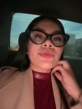 Stripchat Free Live Porn of Issane_Peru