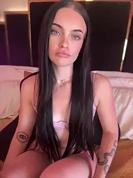 Stripchat Best live sex cam show of KarissaChantelle