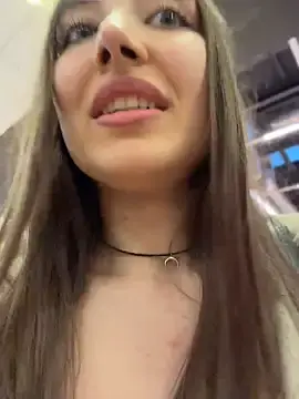 Stripchat Live Porn of ICrazyOneIRL