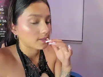Stripchat Live Sex Cam of MAGIC_KAORI