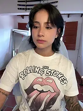 Stripchat Live Sex Cam of Ale_Lewis