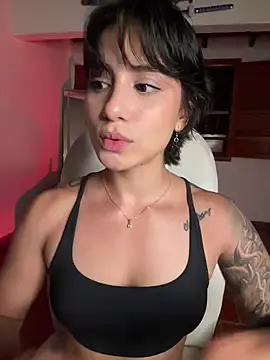 Stripchat Sex Cam of Ale_Lewis