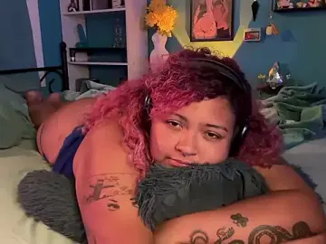 Stripchat Best Webcam of chilepinaaa