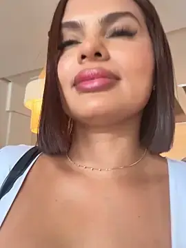 Stripchat Watch Live Sex Cams of Irina_Velvett