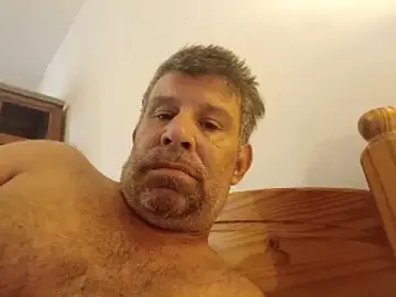 Stripchat Live Sex Cam of stud2512