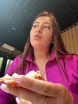 Stripchat Free Live Porn of AdinaKan