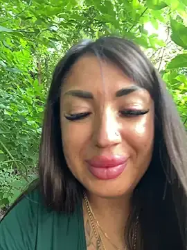 Stripchat Sex Cam of RuslanaXX
