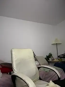 Stripchat Live Porn of horny_roomiess