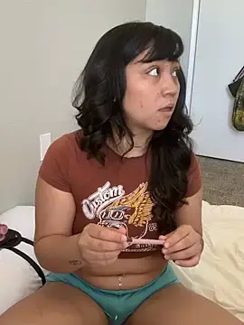 Stripchat Sex Cam of babygirlesme