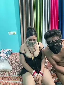 Stripchat Best Webcam of Curvy_shivani