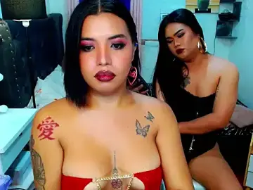 Stripchat Live Sex of LovelyTs4U
