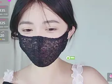 Stripchat Free Porn Cam of 476952-