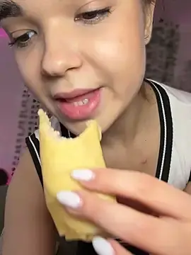 Stripchat Best Webcam of BabyShy-