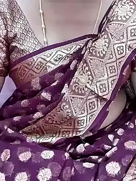 Stripchat Sex Chat of Tamil_Hot_Kulfi