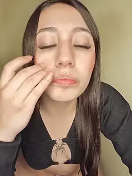 Stripchat Free Porn Cam of StefaniaFoxx_