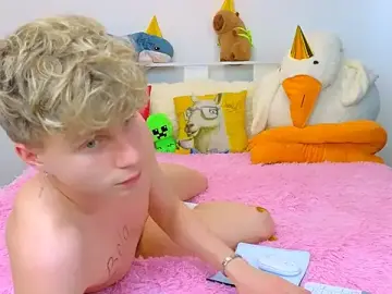 Stripchat Watch Live Sex Cams of LandelRay