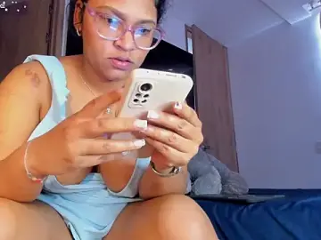 Stripchat Adult Webcams of iriss_25