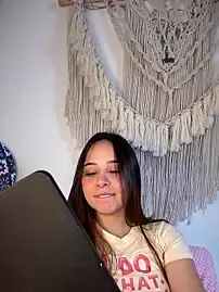 Stripchat Free Live Porn of Naughty_hanna1