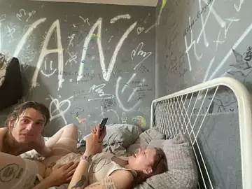 Stripchat Best live sex cam show of EmmaLyrica
