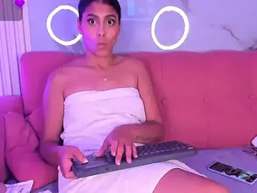 Stripchat Adult Webcams of LunaRossie_