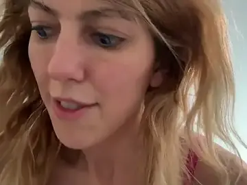 Stripchat Live Sex Cam of CelestialRuby