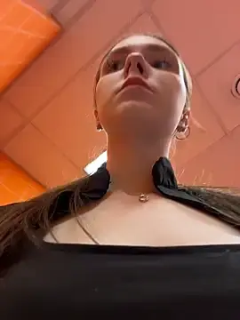 Stripchat Live Sex Cam of Ttixmila