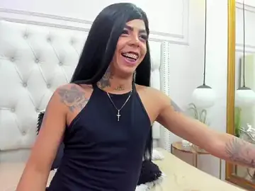 Stripchat Live Sex Cam of MiiaRestrepo