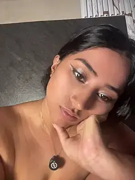 Stripchat Best Webcam of Valentinne_z