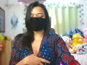 Stripchat Nude Webcam of thyAnvi
