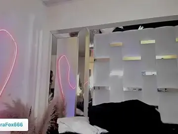 Stripchat Sex Chat of Sara_Foxx1