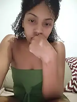 Stripchat Live Sex of Julia_Pretinha