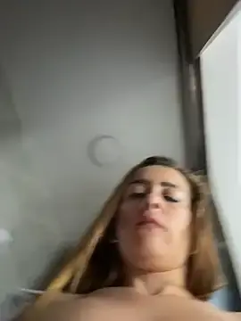 Stripchat Adult Webcam of Natigoonzalez