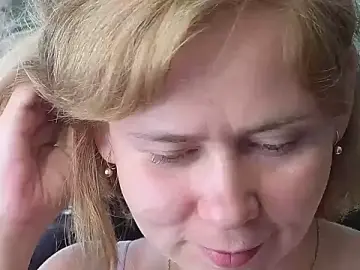 Stripchat Free Live Porn of Riley_Roo