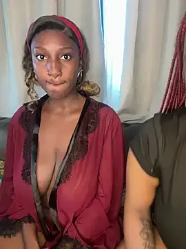 Stripchat Watch Live Sex Cams of BonnyMolhada