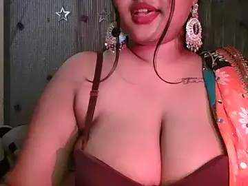Stripchat Sex Cam of kiara-11